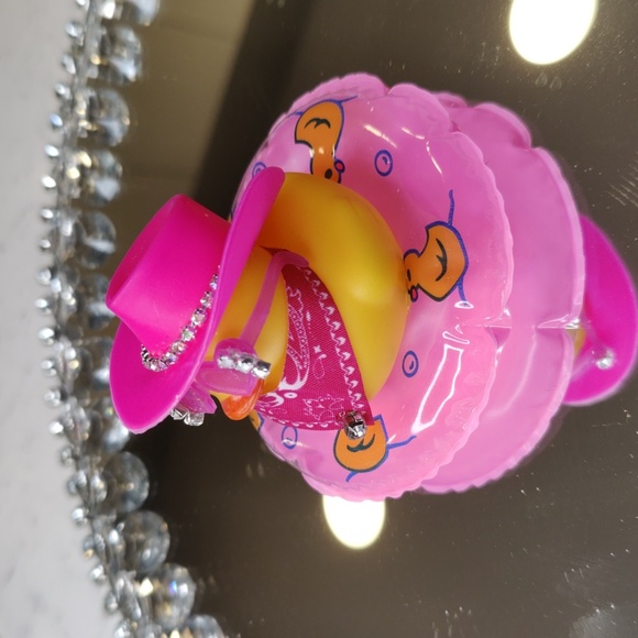 Dashboard Cowgirl jeep duck - Picture 3 of 4